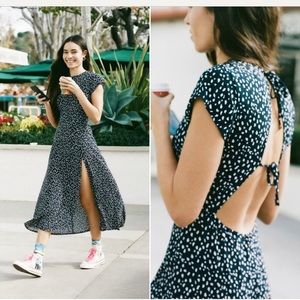 Urban Outfitters Lindsay Cap-Sleeve Midi Dress